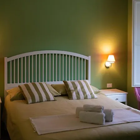L'Albero Della Manna Bed & Breakfast Patti Exterior photo