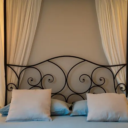 L'Albero Della Manna Bed & Breakfast Patti Exterior photo